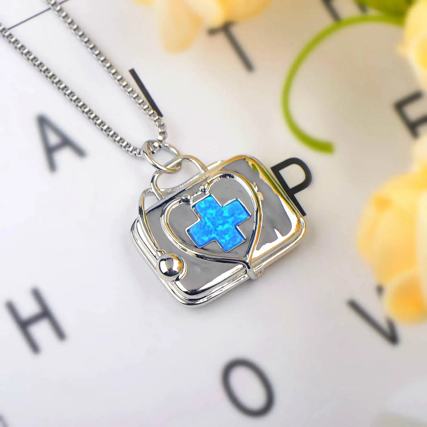 Cross Case Pendant Necklace Aobao Inlaid Detail Fashion Jewelry