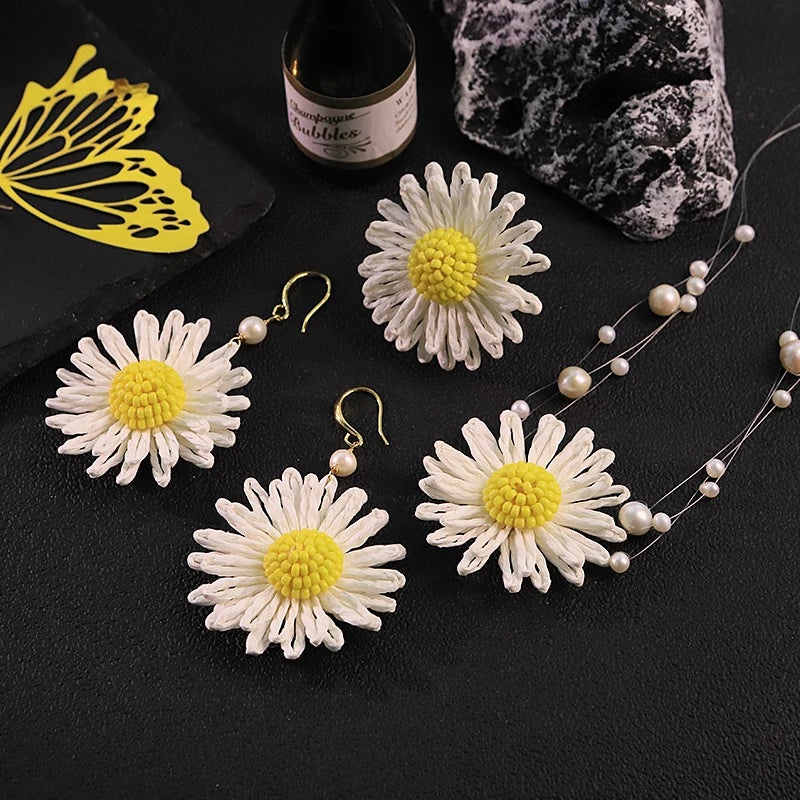 GLSEEVO Handmade Daisy Flower Pearl Jewelry Set for Woman Natural Freshwater Pearl Dangle Earring Necklace Fashion Jewelry