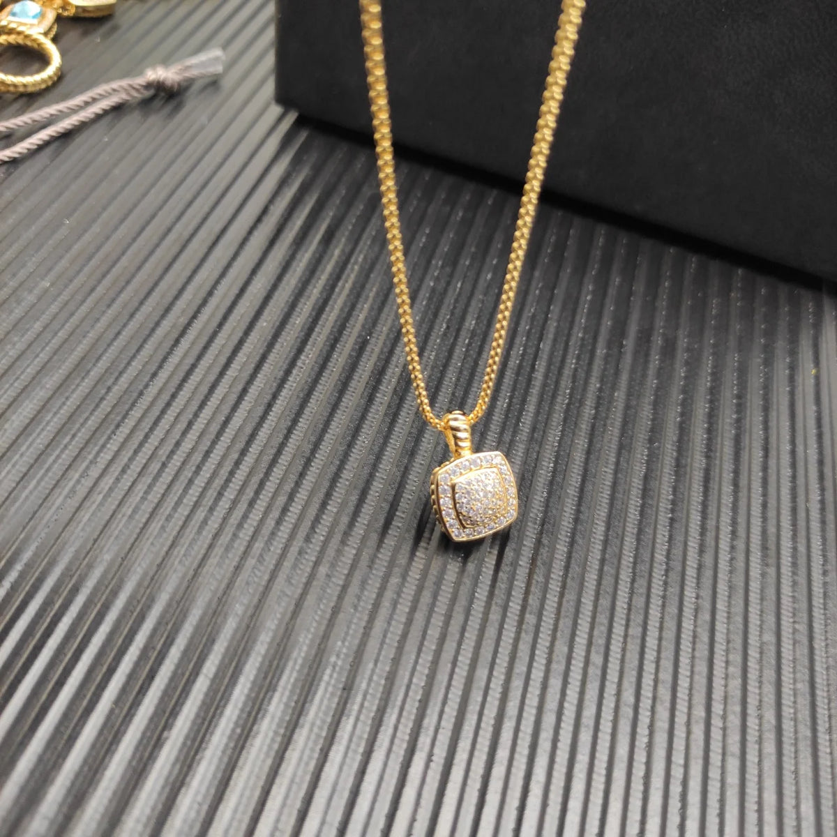 Gemfiori FASHIONISTA DY High-Quality Silver-Plated 7mm Square Diamond Necklace. Gold-Plated 7mm Colored Gemstone Necklace. Jewelry.