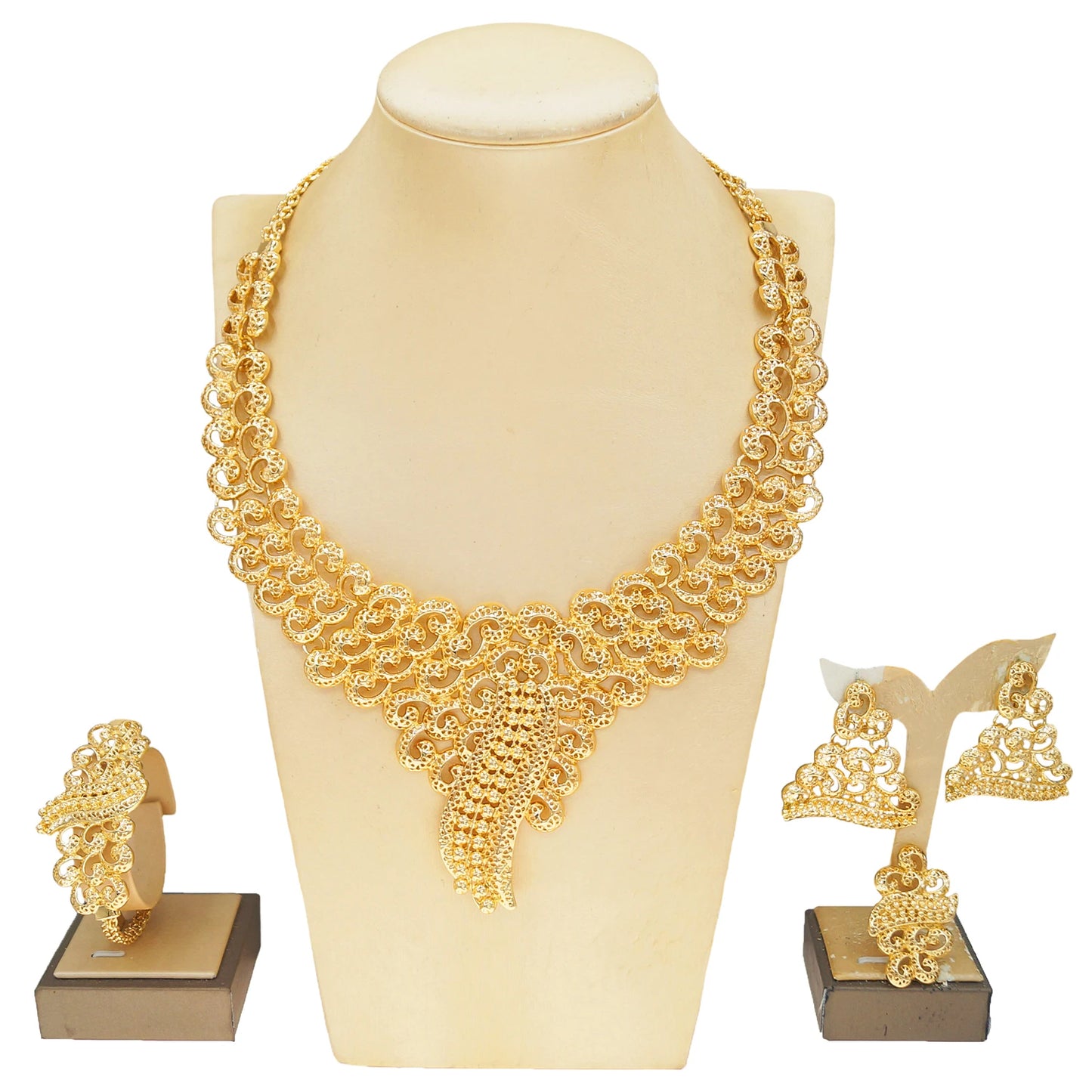Zhuerrui Luxury Brazilian Jewelry Set Gold Plated Hollow Pattern Noble and Elegant Dubai Proposal Four-piece Wedding Ring Set