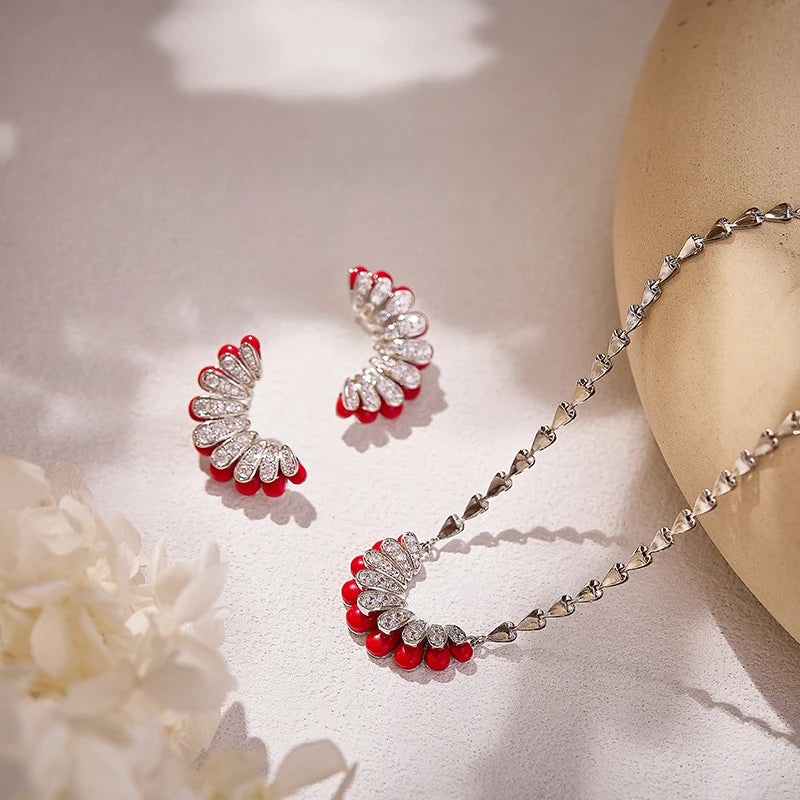 2025 New Cute Bent Moon Necklace Earrings Two-Piece Set Compact and Exquisite Brass Jewelry with Zircon for Men and Women