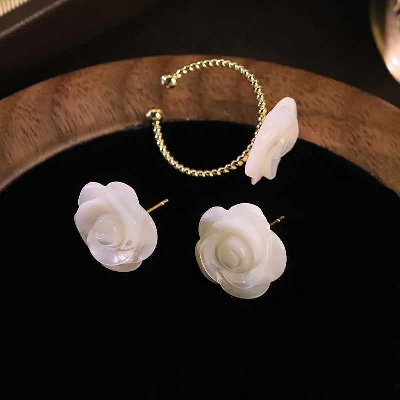 GLSEEVO Natural Shell Flower Jewelry Set for Women Wedding Bridal Engagement Daily Wear Shell Floral Jewelry Set Dainty Jewelry