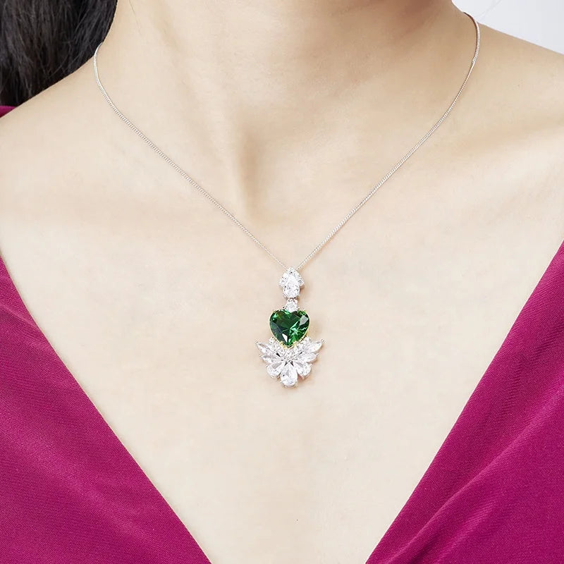 Brass Green Necklace Earrings Heart-shaped Green Zircon Jewelry Set Engagement Jewelry Simple and Fashionable