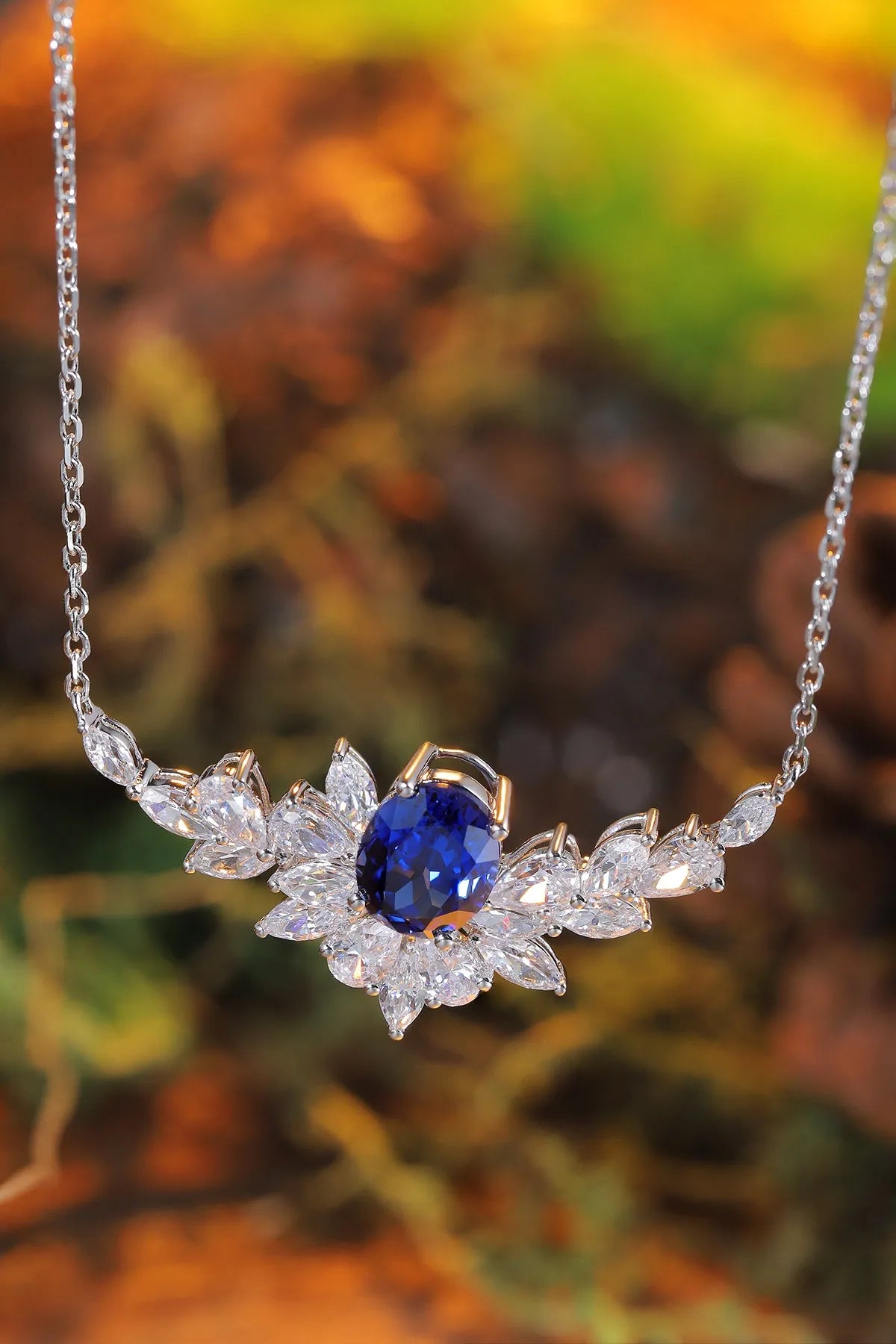 Gemfiori Anster 925 Sterling Silver High-quality Cultivation Lab Grown Sapphire Necklace - Suitable for Parties or As a Gift