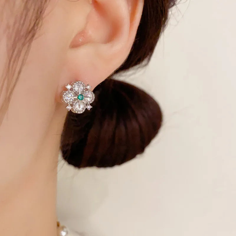 Top Quality  Fashion Exquisite Flower Necklace and Earrings Set with Zircon Classic Real Gold Plated Jewelry Set for Women