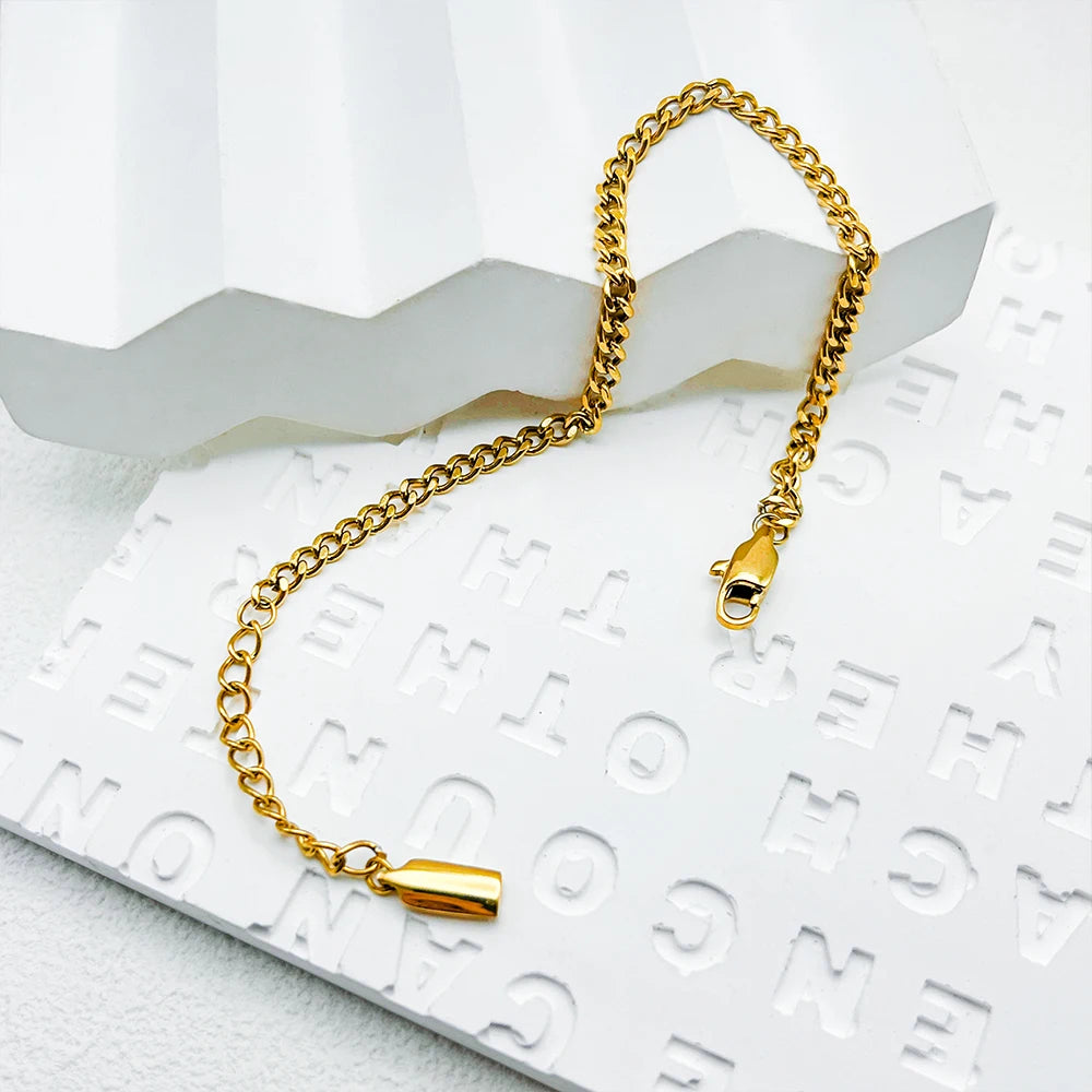eManco 3MM Cuban Chain Anklet Stainless Steel Silver 14K Gold Plated Unisex Engagement Jewelry Classic Lobster Buckle Fashion