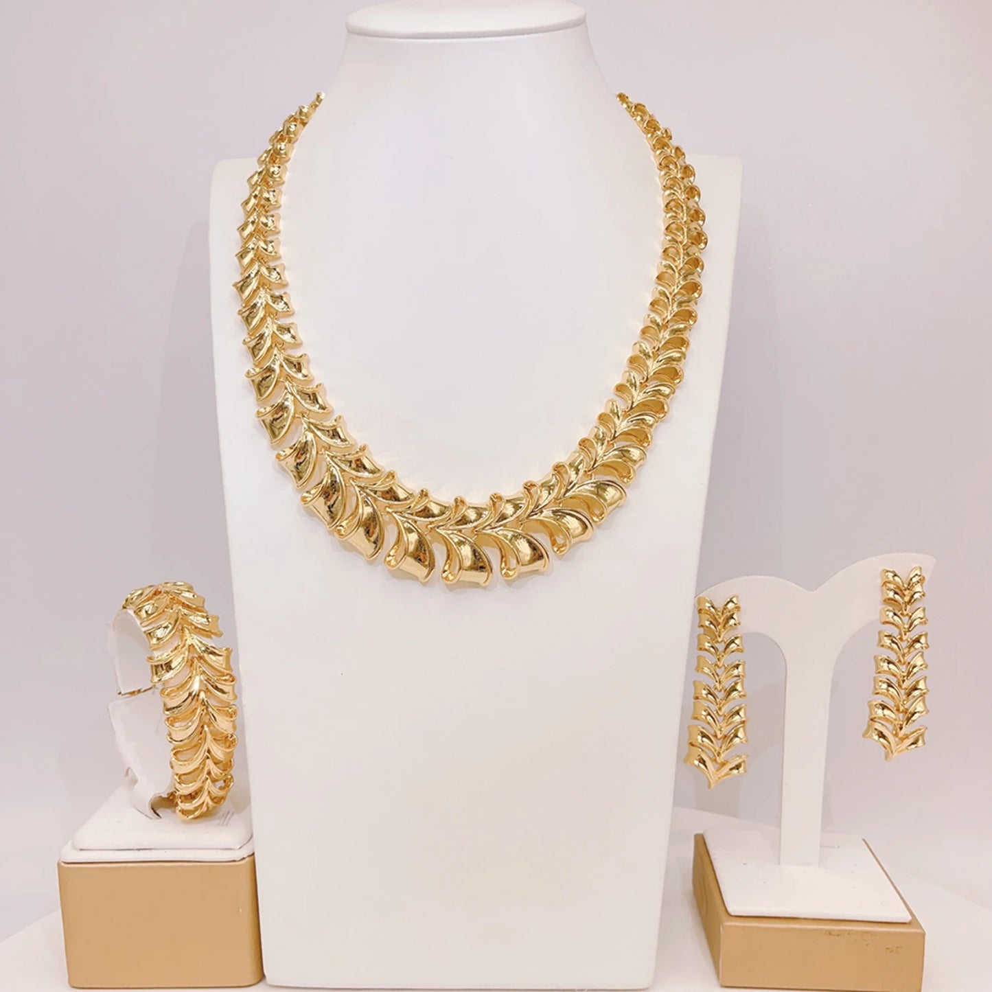 Zhuerrui Latest Wedding Good Jewelry Sets Favors Necklace Bracelet Ring Jewelry Set Beautiful Women's Christmas Gifts HV005740