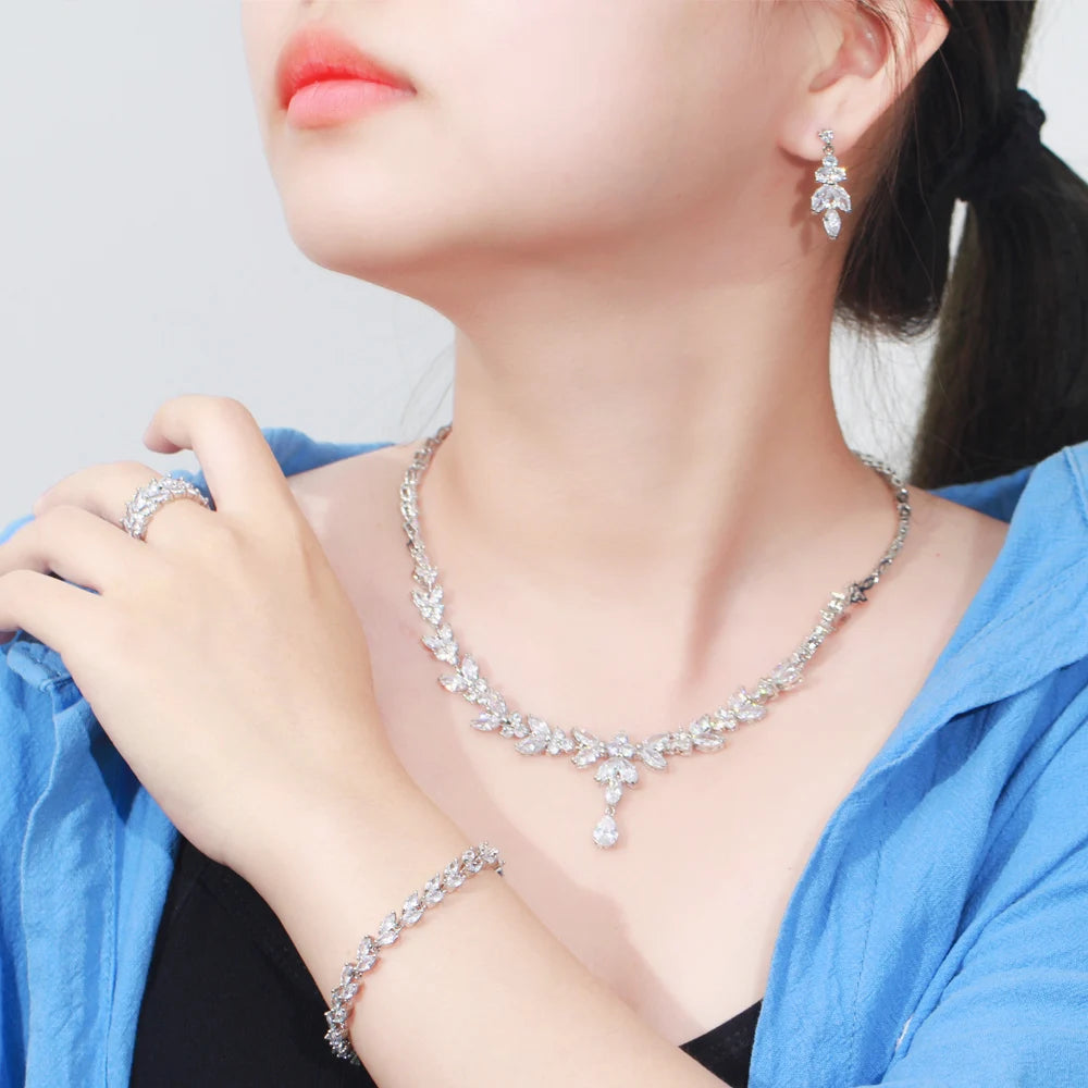 4pcs Delicate Leaf Shaped Cubic Zircon Dubai Fine Jewelry Sets Drop Earrings Necklace Bracelet Ring Women Luxury Bridal Wedding