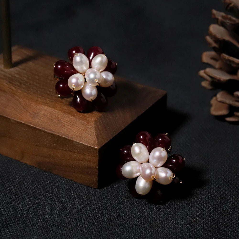 Natural Freshwater Pearl Natural Stone Flower Earrings Korean Style Women Luxury Jewelry Fashion Ladies and Girls Gift GE1588