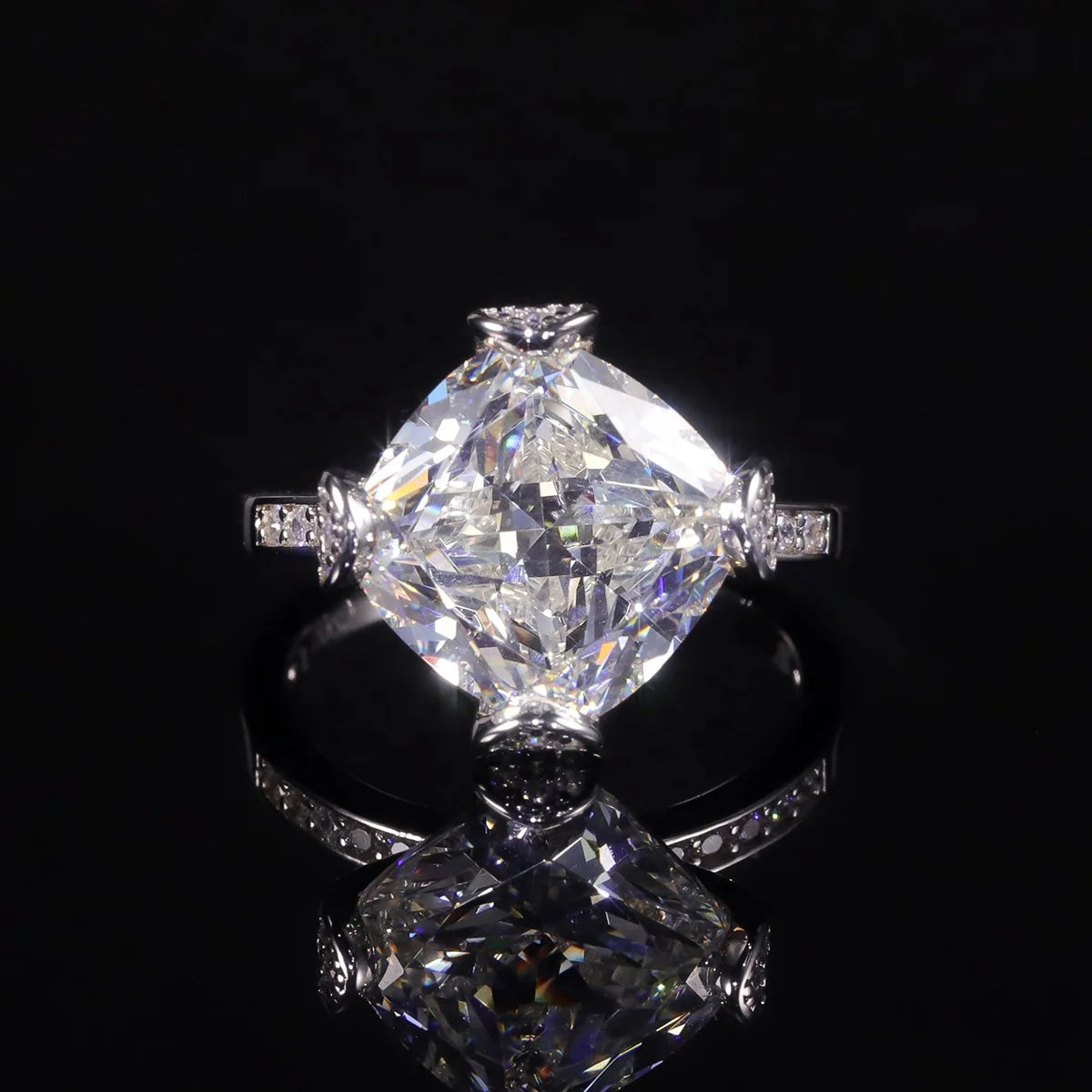 ArtistA AR219 Abiding Custom Big Main Stone Ice Cut Cushion 11x11MM Cubic Zirconia 925 Sterling Silver Rings for Women