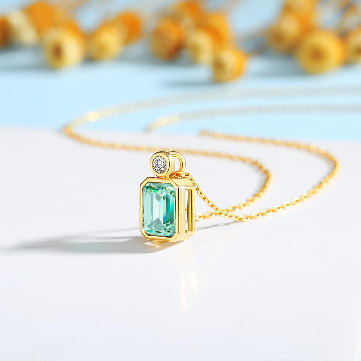 Gioiellieri Fine Jewelry Gold Woman New Year Gift 2ct 3ct 4ct Light Green Emerald Cut Moissanite 14K Gold Hollow Pendant Necklace