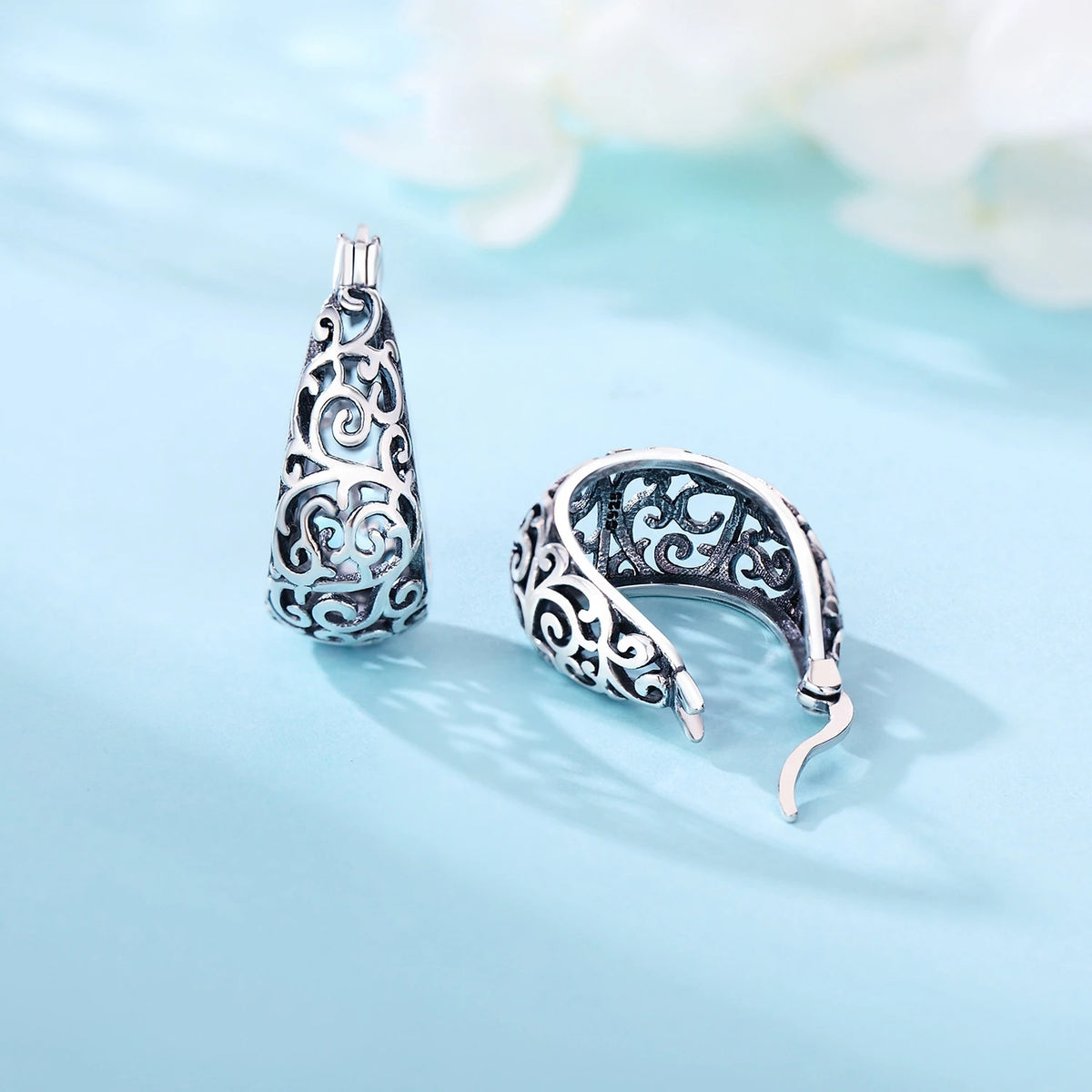 S&S Zircon Plant & Maple Leaf Hoop Earrings — S&S Collection