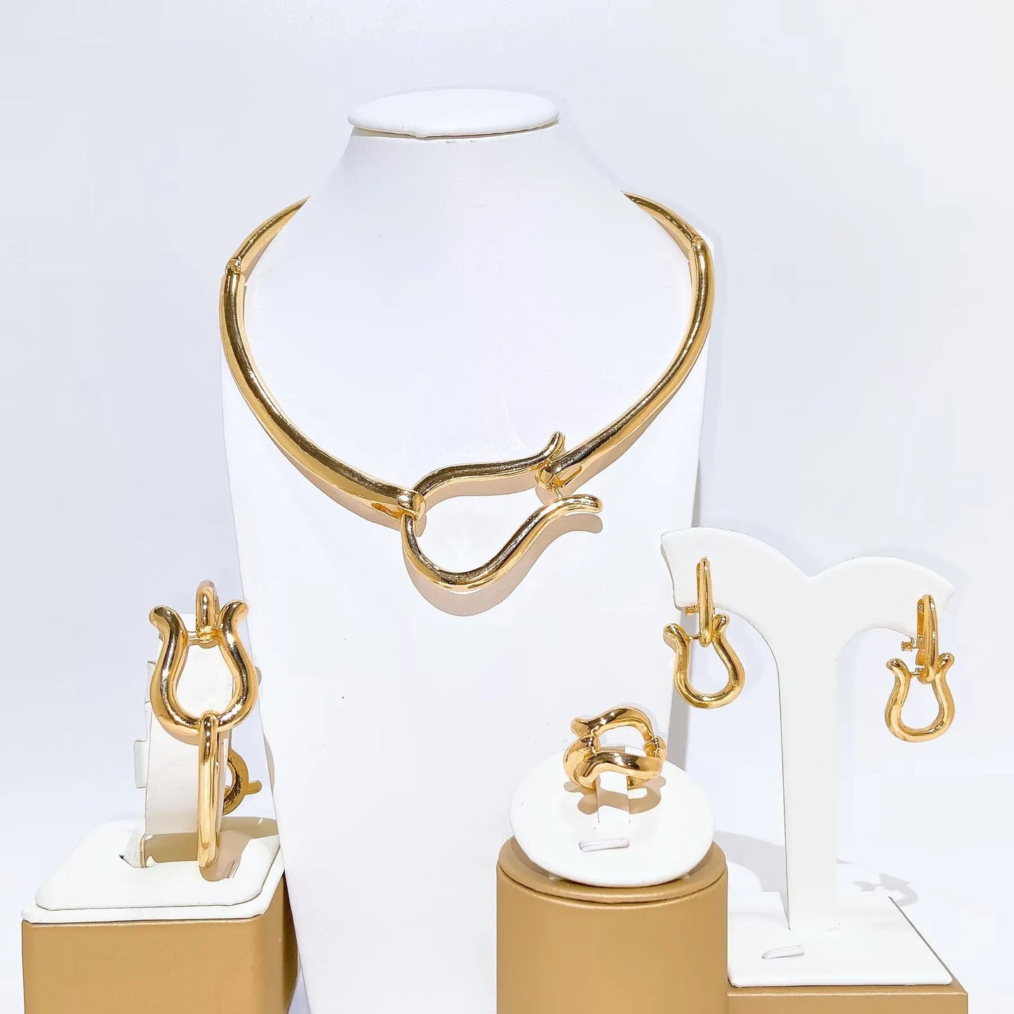 Zhuerrui Modern Abstract Gold Plated 4Pcs Jewelry Set for Women Dubai African Naija Choker Wedding Party Accessories Gift HB001