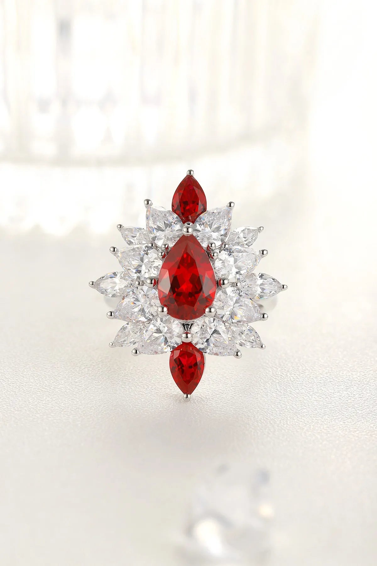 Gemfiori Jewelry Trendy High Quality S925 Silver Cultivated Ruby Ring Unisex Engagement Ring for Wedding Party or Gift