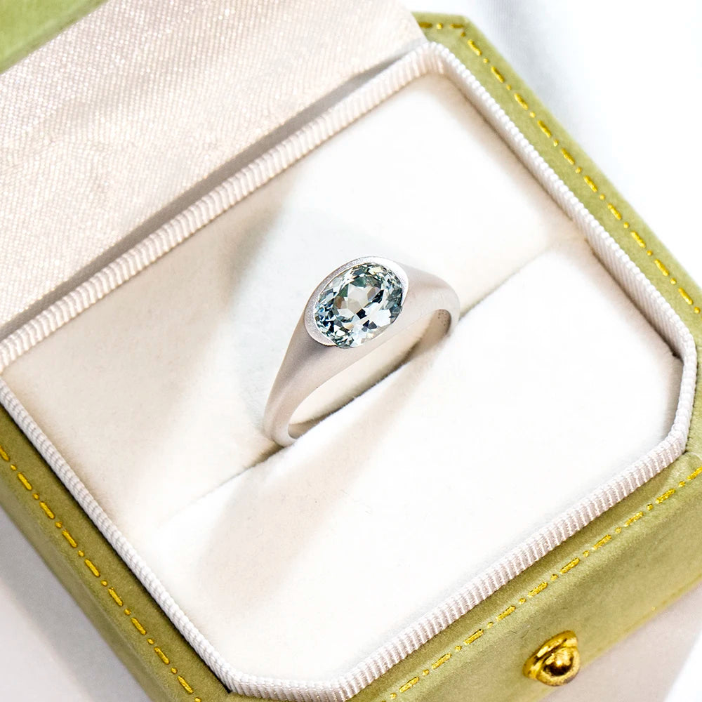 MSR-1900 Custom Fine Ring Jewelry 925 Silver Solitaire Ring Oval Cut Lab Grown Gemstone Ring