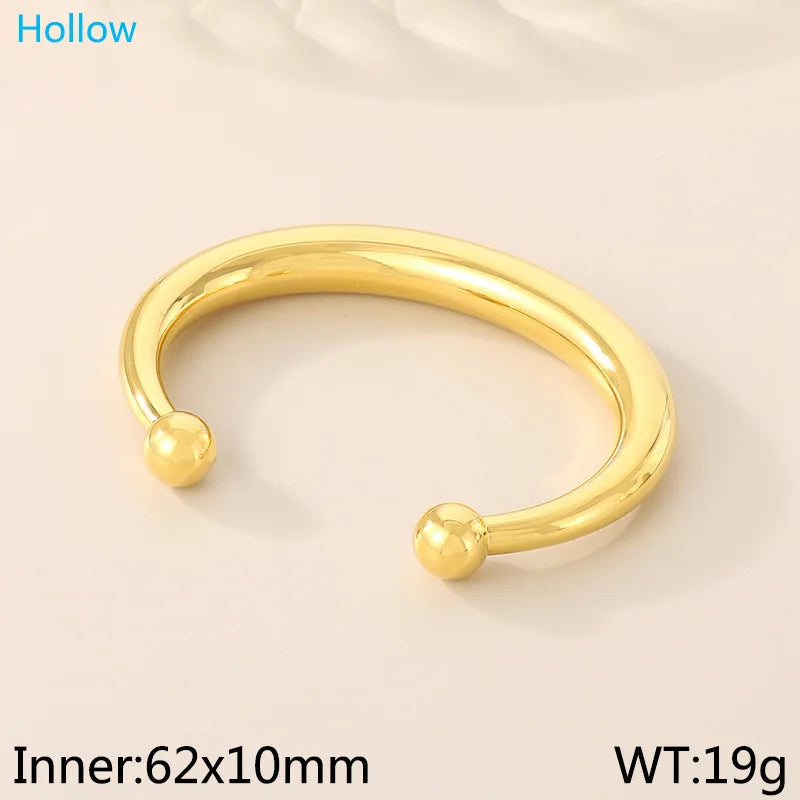 FASHIONISTA Trendy 18K Gold-Plated Hollow Smooth C-Shape Stainless Steel Bracelet Fashionable Open Bangles Jewelry