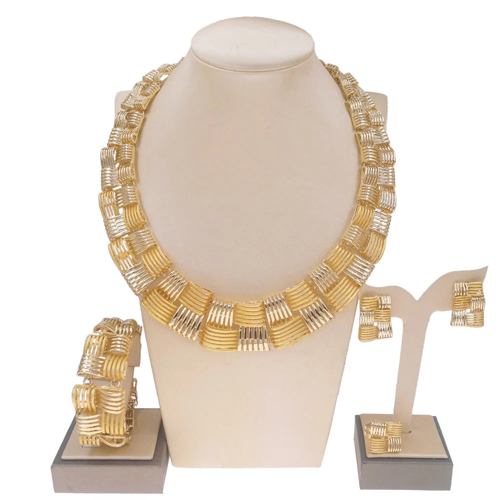 Zhuerrui Classic Designer Jewelry Four-piece Set of Africa Dubai Luxury Gold-plated Craft Ladies Exquisite Banquet JewelryHA0023