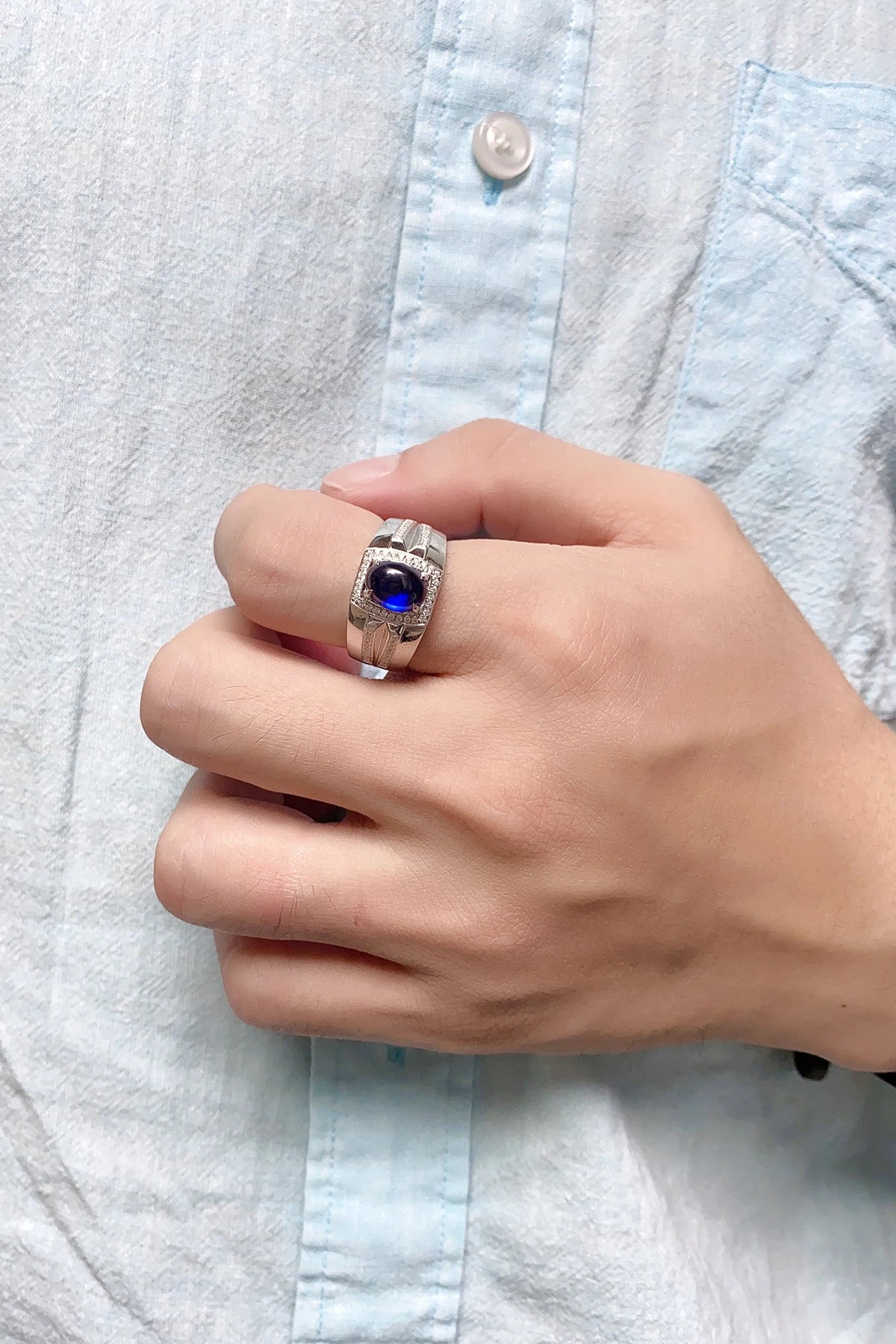 Gemfiori Sterling 925 Silver Men's Ring with Lab Grown Sapphire Emerald Christmas Gift for Him for Weddings