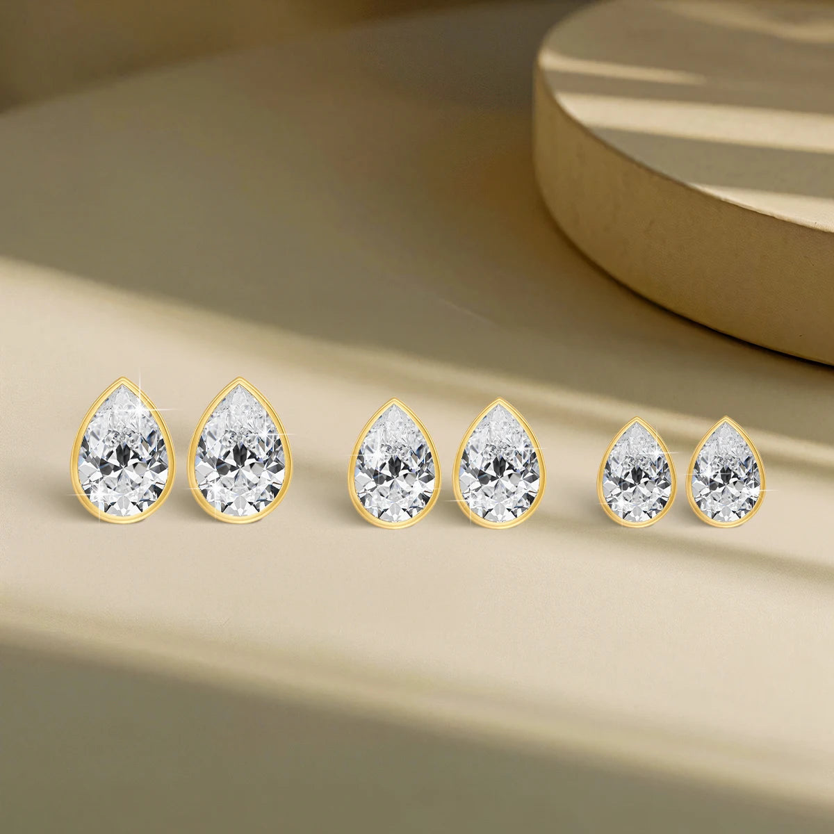 Gioiellieri Boutique Gold r Woman Engagement Birthday Gift Real 14K Hollow Gold 0.5ct 1ct 2ct Pear Moissanite Stud Earrings