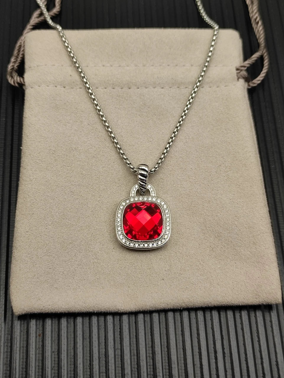 FASHIONISTA DY High-Quality Silver-Plated 14mm Square Diamond Necklace. Gold-Plated Colored Gemstone Necklace. Jewelry .