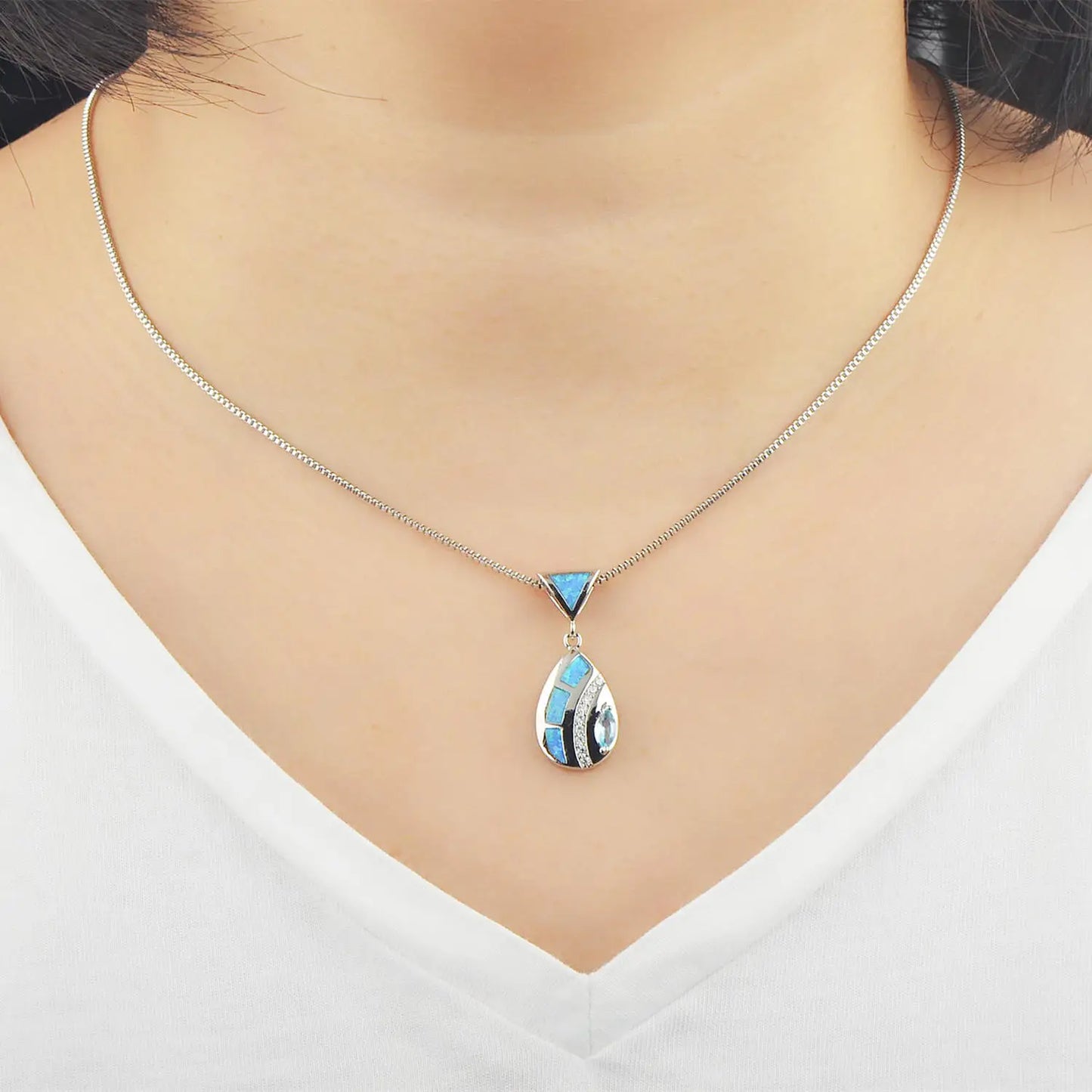 Elegant Teardrop Shape Necklace Aobao Inlaid Pendant Fashion Jewelry