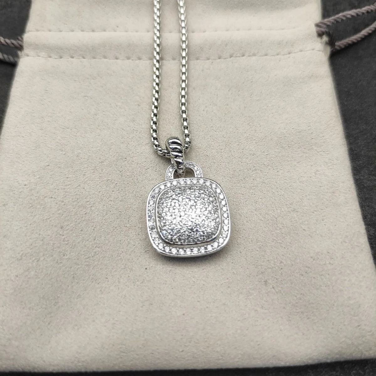 FASHIONISTA DY High-Quality Silver-Plated 14mm Square Diamond Necklace. Gold-Plated Colored Gemstone Necklace. Jewelry .