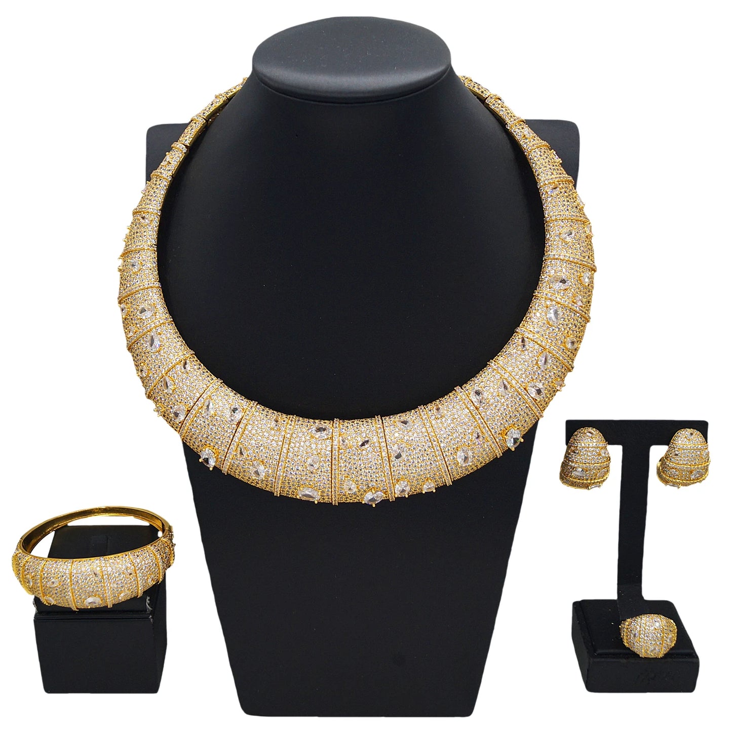 Zhuerrui New Dubai Elegant Jewelry Four-piece Set American Socialite Noble Jewelry Dating Proposal Lady Necklace RingHZ24011222