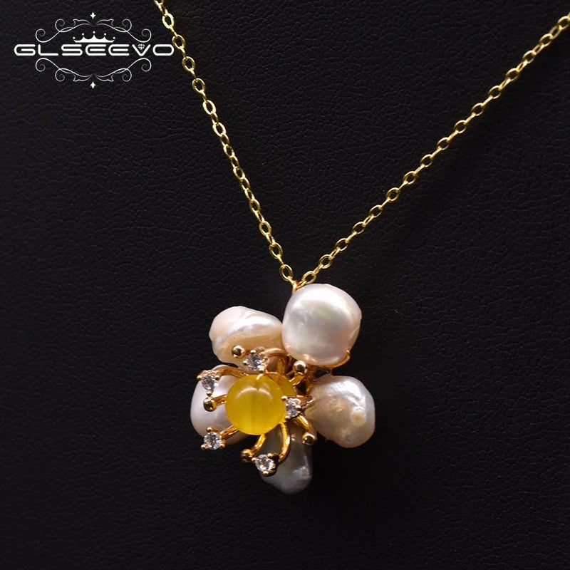 Natural Fresh Water Baroque Pearl Necklace for Women Gift Handmade Flower Pendant Necklace