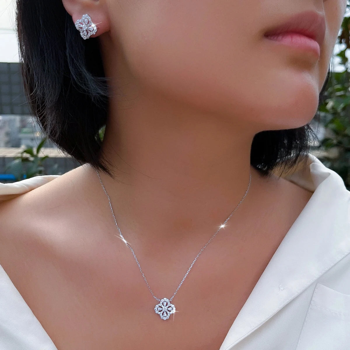 Exquisite S925 Sterling Silver Hypoallergenic Fully Pave Four-Leaf Clover Chain Necklace and Earrings Fine Jewelry Set for Women