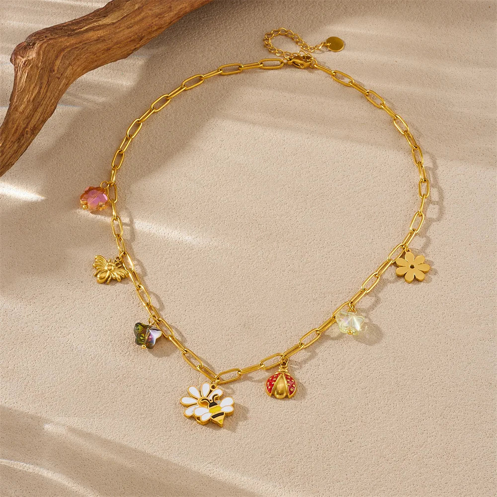 High Quality Fashion Stainless Steel Daisy Flower Necklace Earrings and Bracelet Set Women Exquisite Gold Jewelry Set