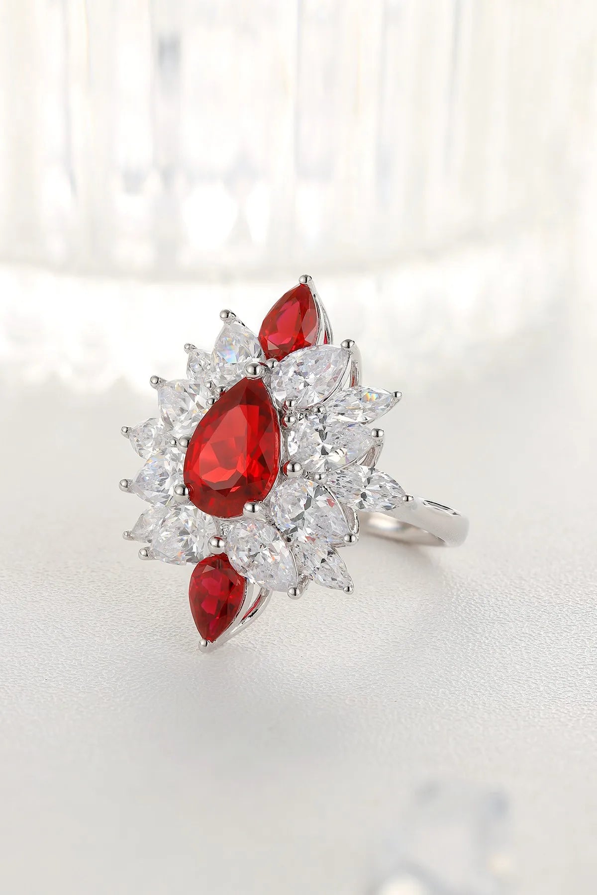 Gemfiori Jewelry Trendy High Quality S925 Silver Cultivated Ruby Ring Unisex Engagement Ring for Wedding Party or Gift