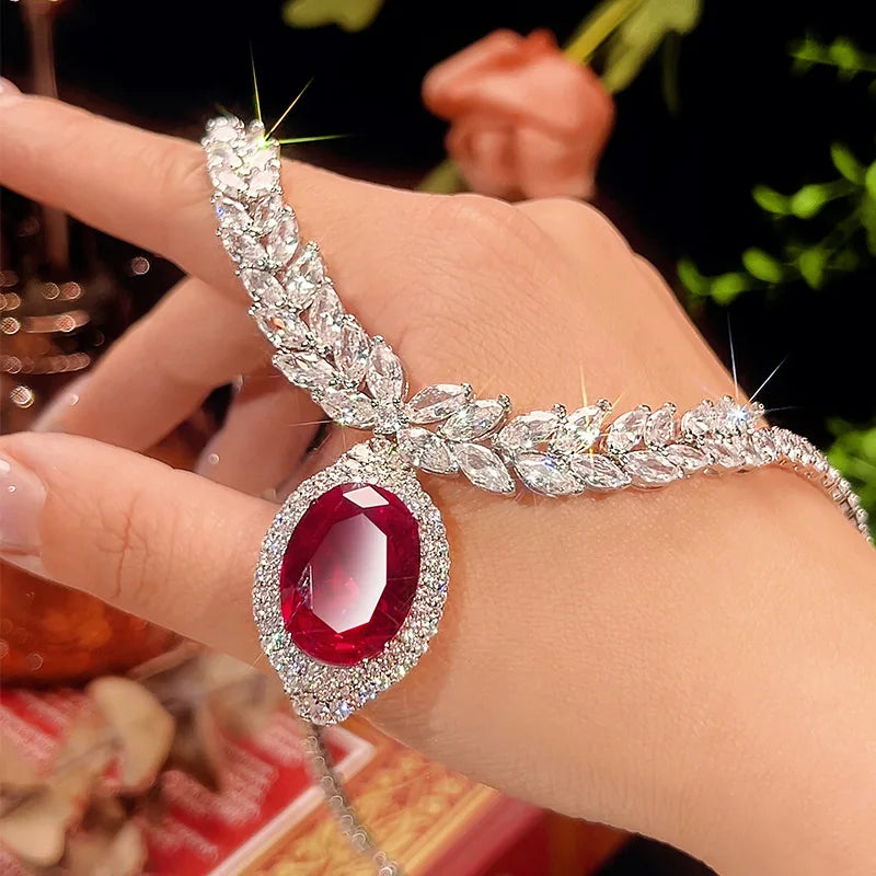 REDheart Copper Inlaid Zircon Gold-Plated Flower Shape Third Party Certified Premium Banquet Fashion Pendant Necklace