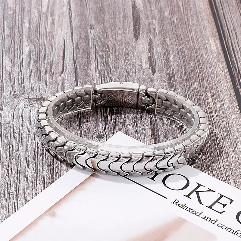 KALEN Trendy Fine Jewelry Fashion Bracelets Men Stainless Steel Snake Bone Links Bracelet Bangle