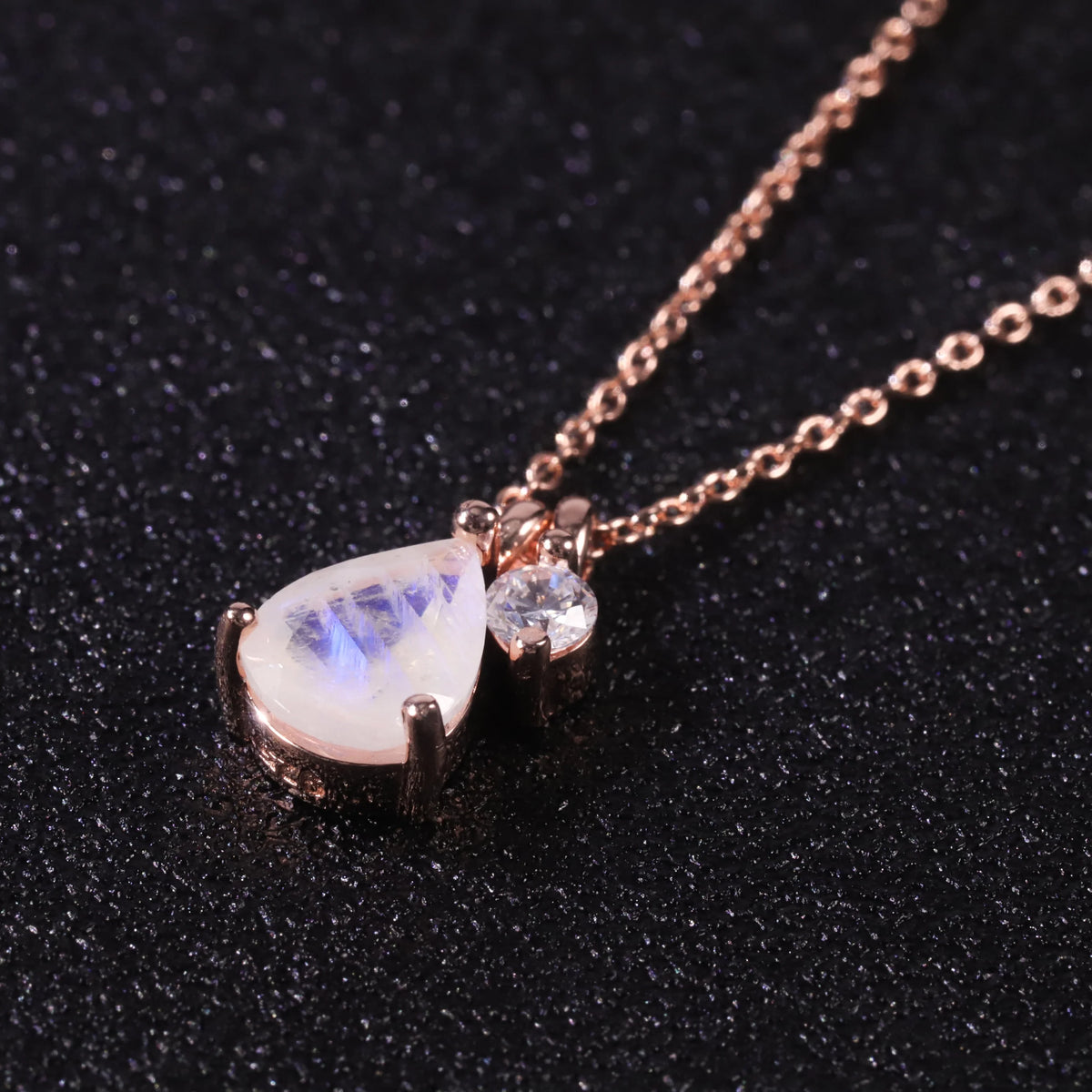 ArtistA OL0128 Abiding Rose Gold Plated Teardrop Natural Moonstone 925 Sterling Silver Charm Pendant Necklace