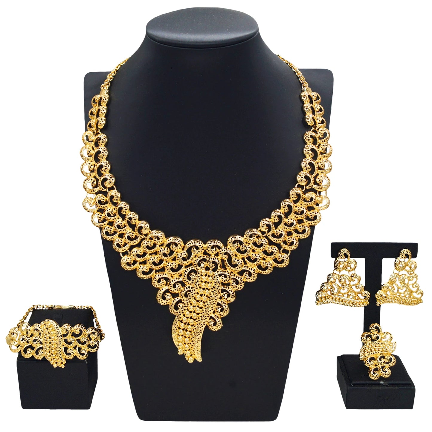 Zhuerrui Luxury Brazilian Jewelry Set Gold Plated Hollow Pattern Noble and Elegant Dubai Proposal Four-piece Wedding Ring Set