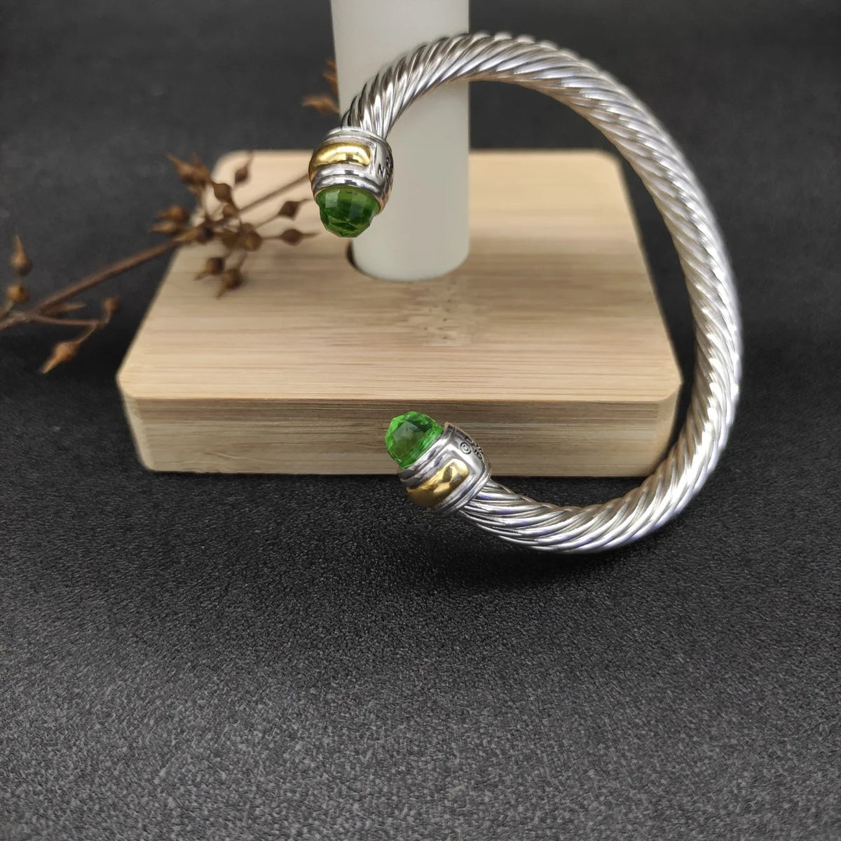 FASHIONISTA DY High-Quality 7mm Silver-Plated Diamond Fashion Bracelet, Fashionable Silver-Plated Colored Gemstone Bangle, Jewelry