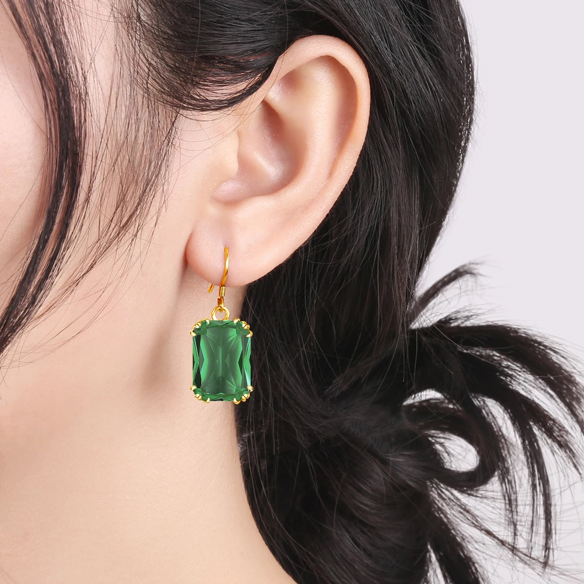 ArtistA Emerald Gemstone Vintage Engagement Wedding 925 Sterling Silver 18K Gold Plated Jewelry Set with Ring Earrings Pendant for Women