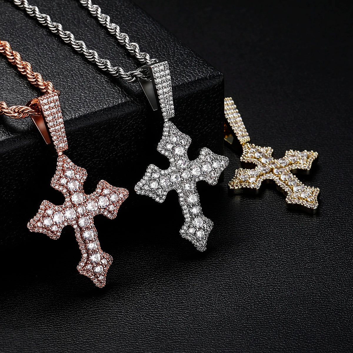 Custom Made Iced Out Chain Pendant Personalized Initial Letter Necklace 14k 18k Gold Plated Copper Hip Hop Charms Rapper Jewelry