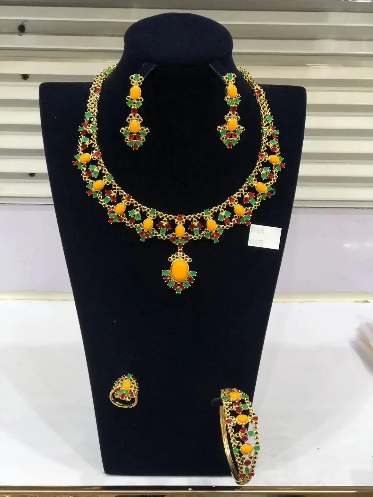 Zhuerrui Luxury Cubic Zirconia Jewelry Sets 5A Top Diamond Electroplated 4 Layers Thickened Gold Pebbles Jewelry Set HZ23072191