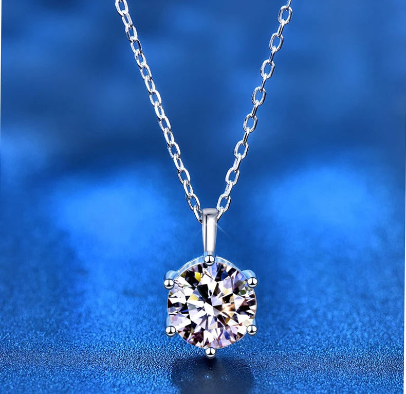 Blingbling VVS D 1ct 2ct 3ct Moissanite Stones 925 Sterling Silver Four Leaf Clover Necklaces