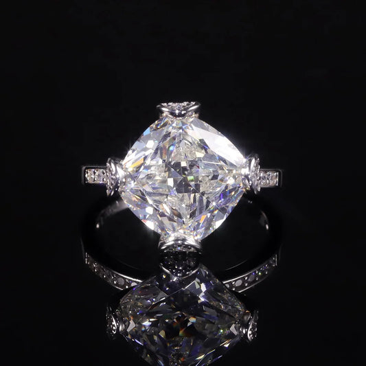 ArtistA Cushion Cubic Zirconia Ring in 925 Sterling Silver