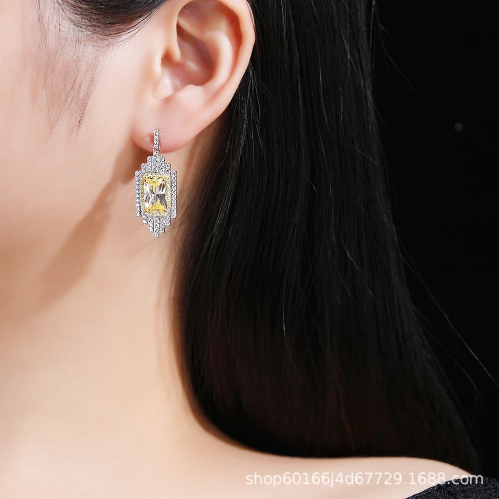 MUSHAN Jewelry Factory Silver Stud Earrings Electroplated White Gold and Set With High Carbon Diamond Jewelry