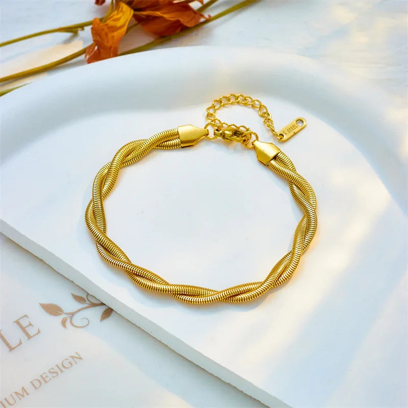 Gold Twist Chain Necklace & Bracelet Jewellery Set | Textured Luxury Fashion Set