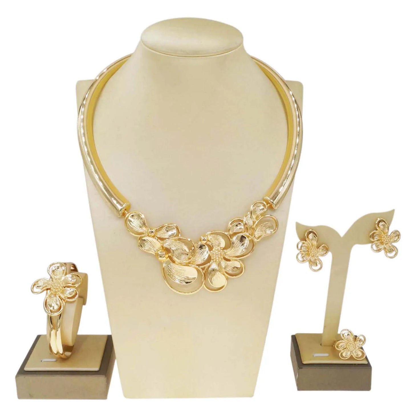 Zhuerrui Electroplated Jewelry Women's Jewelry Set Silver Flowers Necklace Jewelry Sets Fashionable Bridal Accessories HA20053