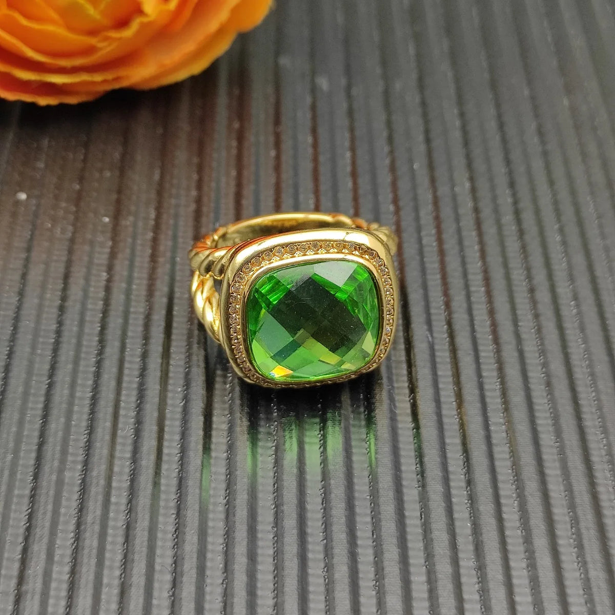 FASHIONISTA DY High-Quality Silver-Plated 14mm Square Diamond-Set Ring, Gold-Plated Colored Gemstone-Set Ring, Jewelry