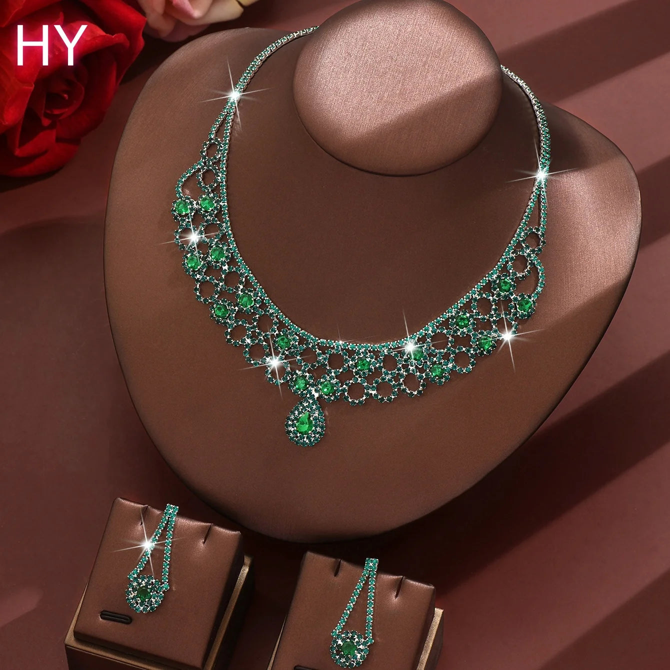 HY Wholesale of Party Accessories Popular Golden Fashionable Colored Diamond Necklace and Earring Sets