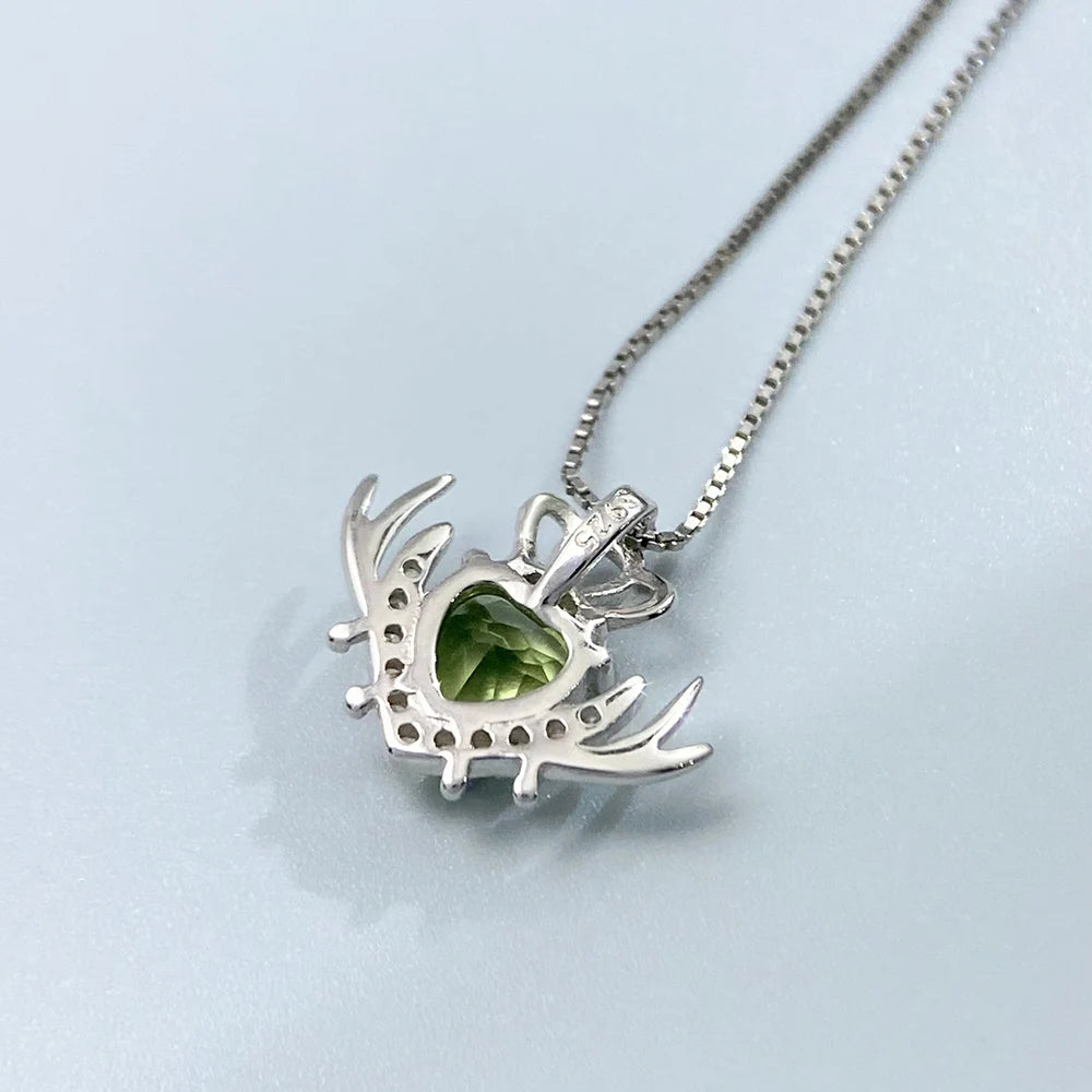 Gioiellieri Natural Green Peridot Pendant with S925 Sterling Silver for Women Elegant Gemstone Necklace Healing Energy Crystal Luxury