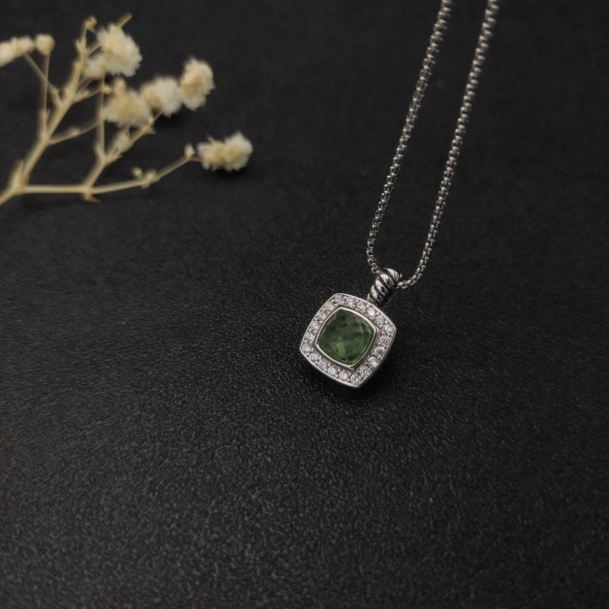 Gemfiori FASHIONISTA DY High-Quality Silver-Plated 7mm Square Diamond Necklace. Gold-Plated 7mm Colored Gemstone Necklace. Jewelry.