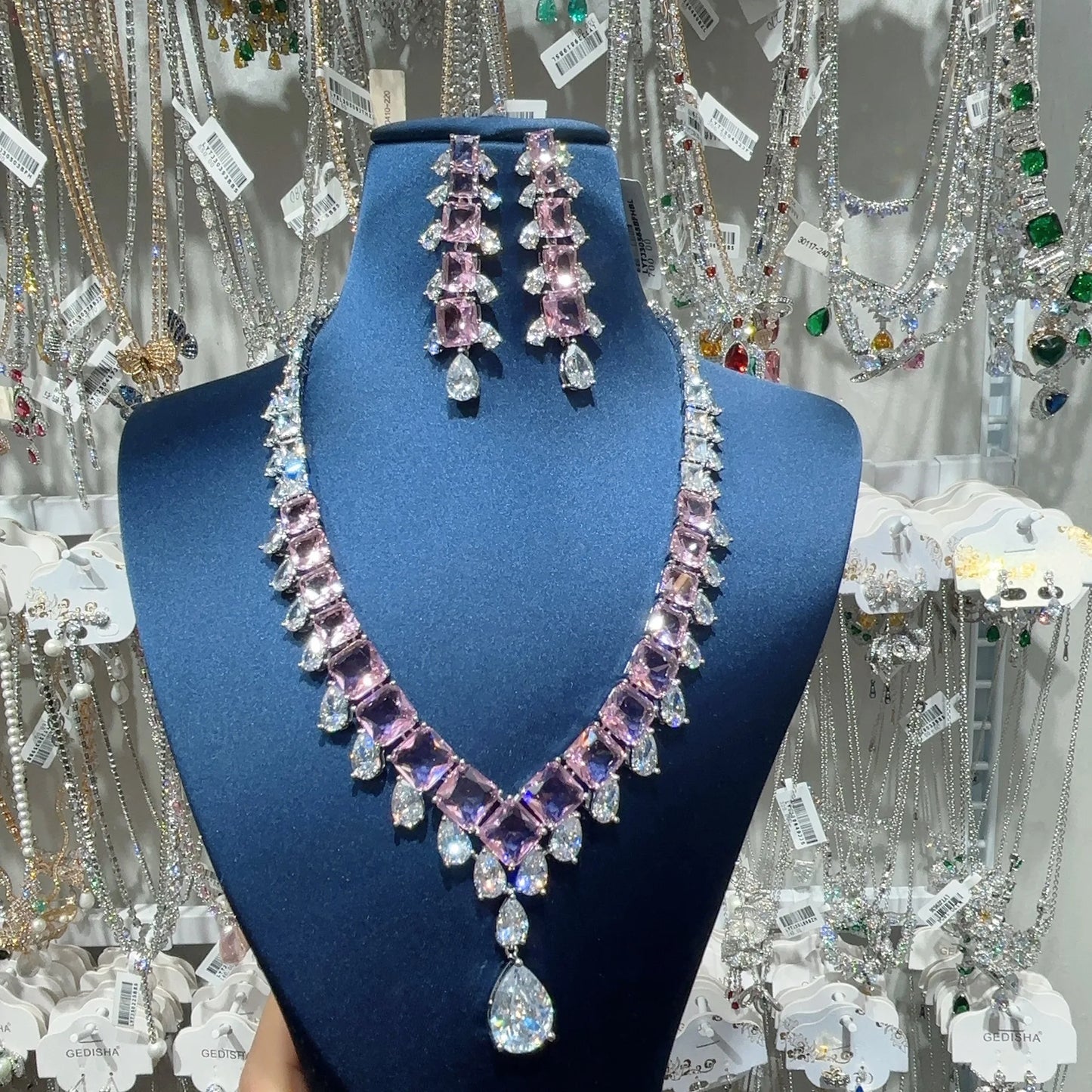 Luxury Pear-Cut Zirconia Geometric Necklace & Earrings Bridal Set — Rhodium Plated