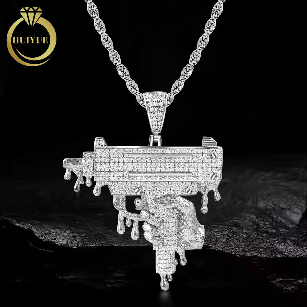 BiG-BOSS Factory Direct Sale Party Gift Hip Hop Style Uzi Gun Charm Pendant Men's Chilled Pistol Gun Pendant for Men